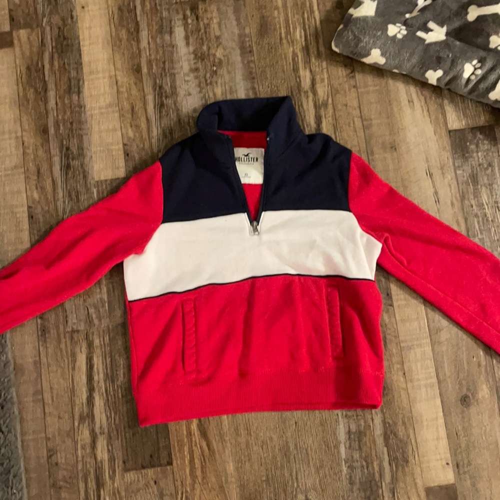 *HOLLISTER* red white and blue cropped quarter zip ; size: XS ; condition: *NEW*